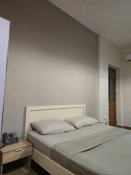 Cozy Appartment In Tirana