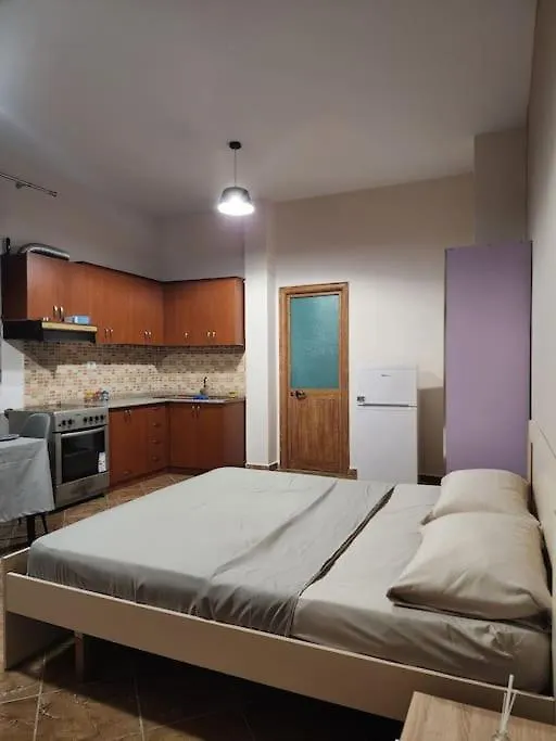 Cozy Appartment In Tirana contacts