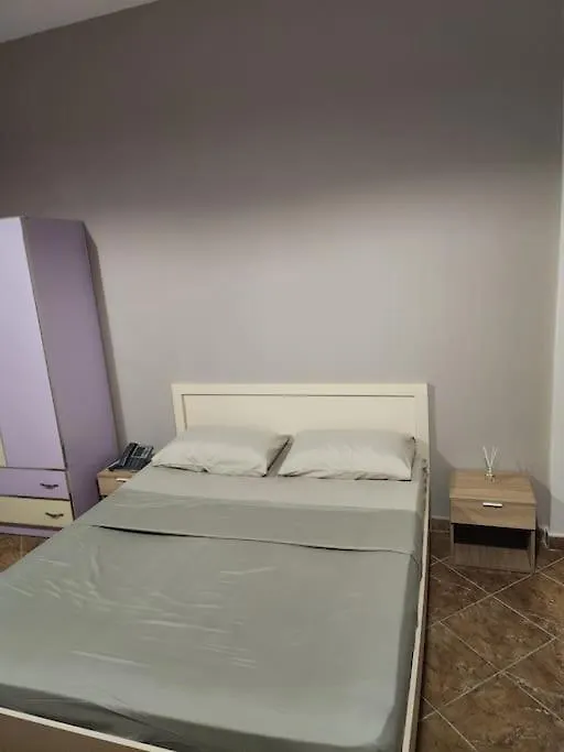 Cozy Appartment In Tirana Apartament
